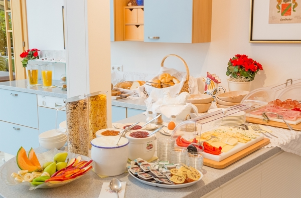 Garni Ganthaler*** - G17 O (1)